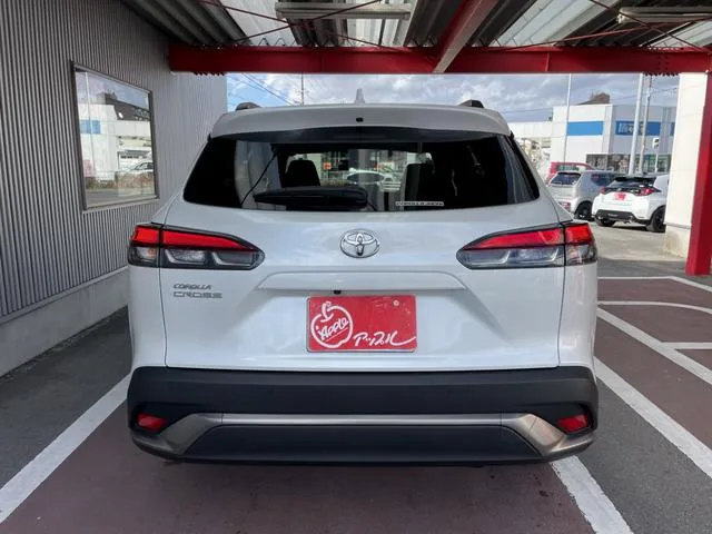 Toyota CorollaCross Z 2023 — миниатюра 5