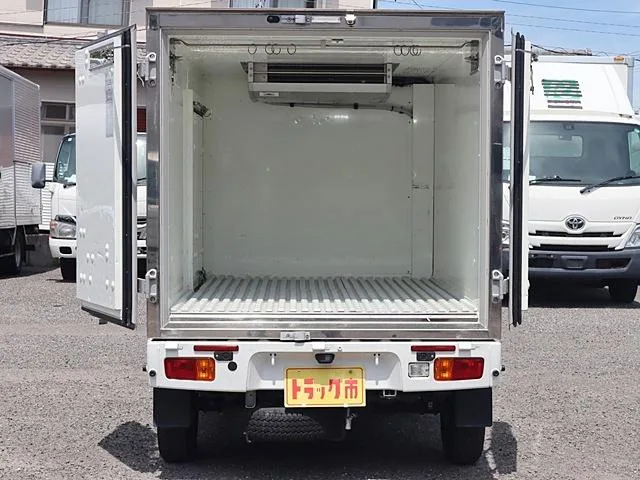 Toyota PIXIS TRUCK 2022 — миниатюра 3