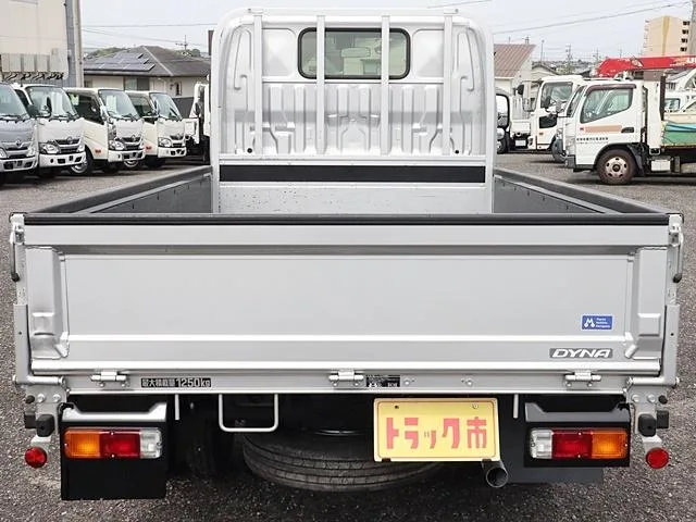 Toyota DYNA TRUCK LONG JUSTLOW 2022 — миниатюра 4
