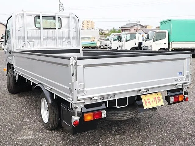 Toyota DYNA TRUCK LONG JUSTLOW 2022 — миниатюра 5