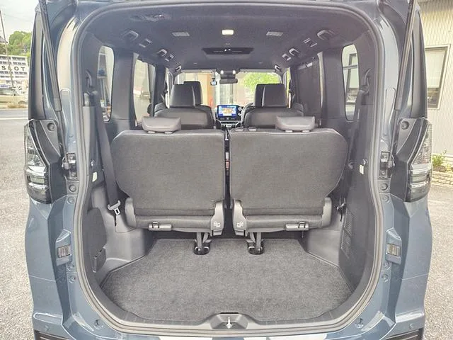Toyota VOXY HYBRID S-Z 2022 — миниатюра 5