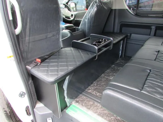 Toyota HIACE WAGON GL 2024 — миниатюра 3