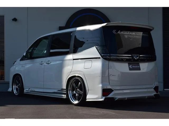 Toyota VOXY 2022 — миниатюра 4