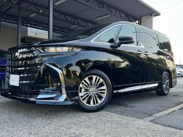 Toyota ALPHARD HYBRID Z 2025 — фото 1, купить с доставкой в Москву