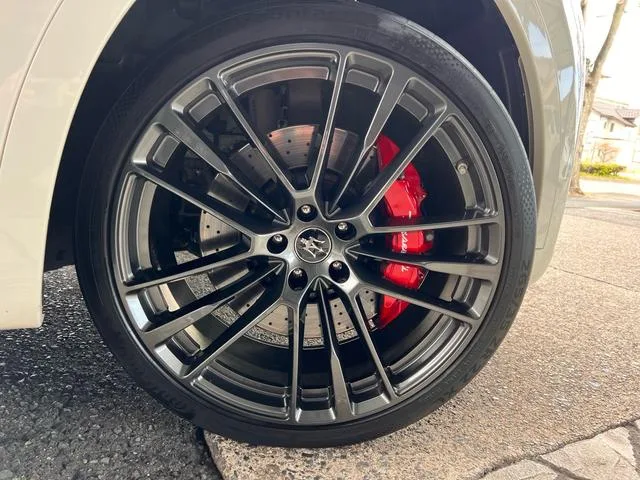 Maserati LEVANTE TROFEO 2023 — миниатюра 5