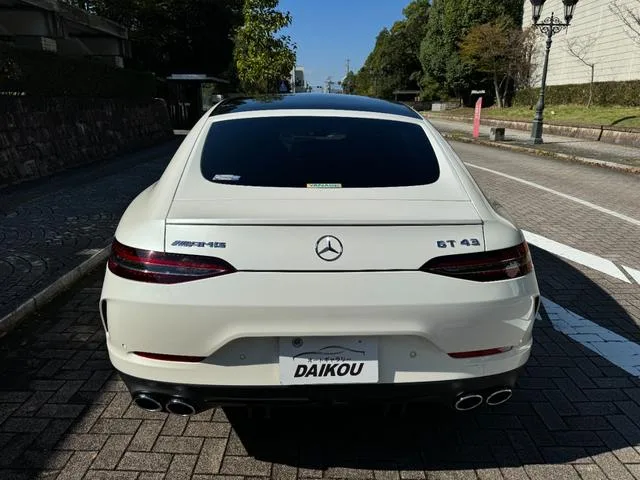 Mercedes Amg GT 4 DOOR COUPE 43 4 MATIC+ 2023 — миниатюра 3