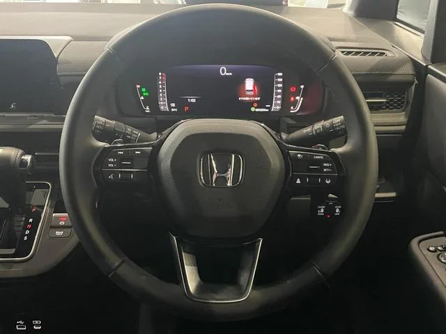 Honda STEPWAGON E:HEV SPADA 2023 — миниатюра 2