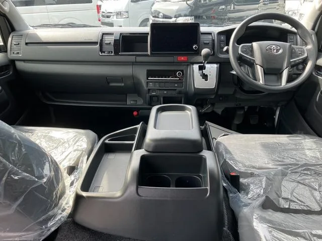 Toyota HIACE WAGON GRAND CABIN 2026 — миниатюра 3