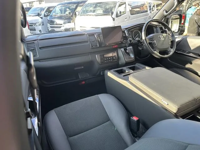 Toyota HIACE VAN SUPER GL DARK PRIME II 2022 — миниатюра 4