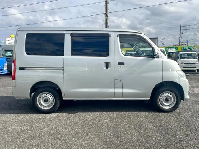 Toyota TOWNACE VAN GL 2023 — миниатюра 3