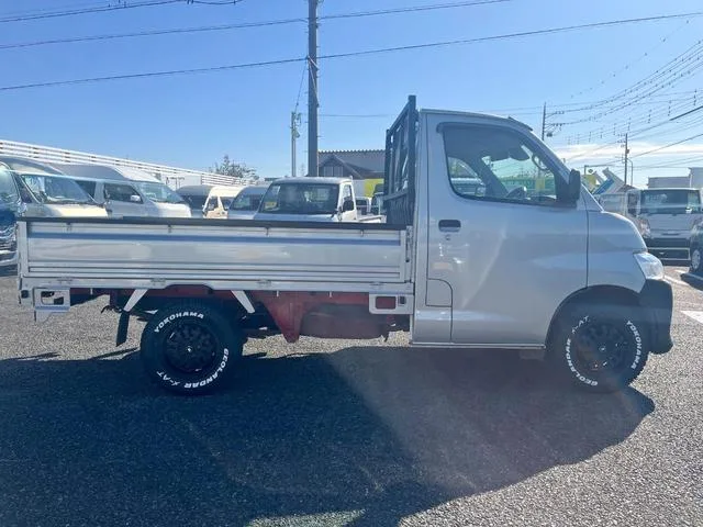Toyota TOWNACE TRUCK DX X EDITION 2022 — миниатюра 3