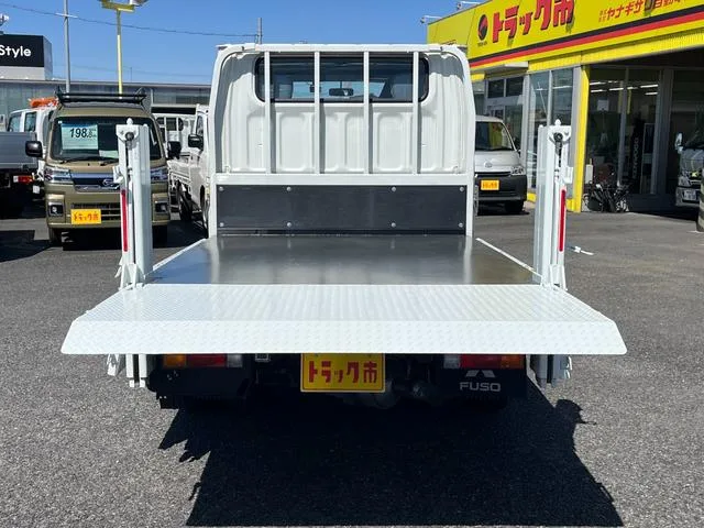 Mitsubishi Fuso CANTER DOUBLE CAB ALL LOW FLOOR 2022 — миниатюра 3