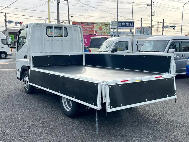 Mitsubishi Fuso CANTER ALL LOW FLOOR 2025 — миниатюра 3
