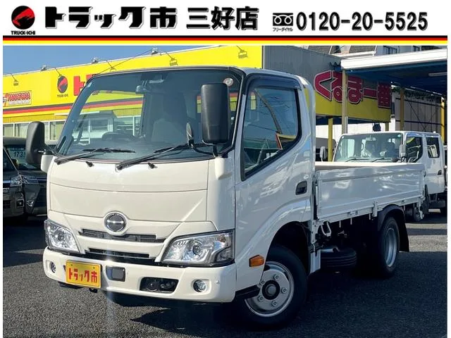 Hino DUTRO BASEGRADE 2025 — фото 1, купить с доставкой в Москву