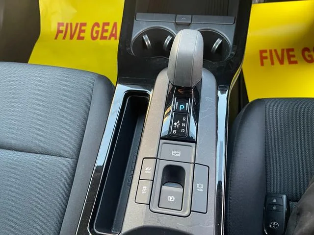 Toyota Prius X 2025 — миниатюра 2