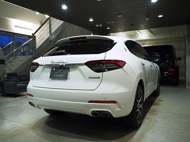 Maserati LEVANTE GT HYBRID 2022 — миниатюра 3