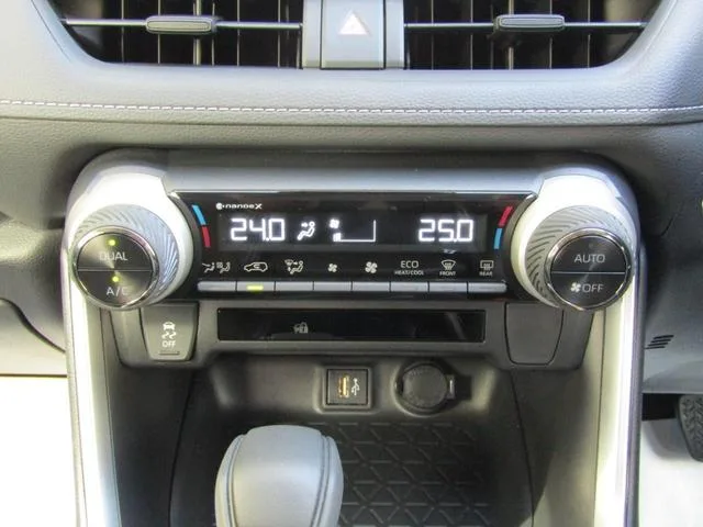 Mitsuoka BUDDY 20ST 2024 — миниатюра 5