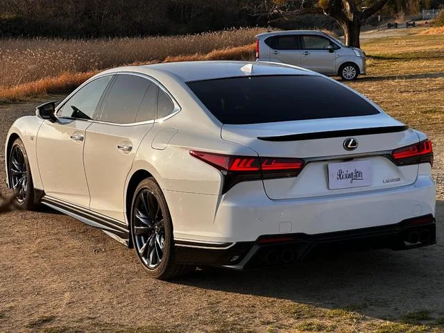 Lexus LS LS500 F SPORT 2023 — миниатюра 3