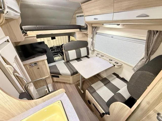Toyota CAMROAD 2022 — миниатюра 3