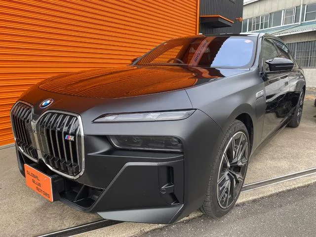 BMW i7 M70 X DRIVE 2024 — фото 1, купить с доставкой в Москву