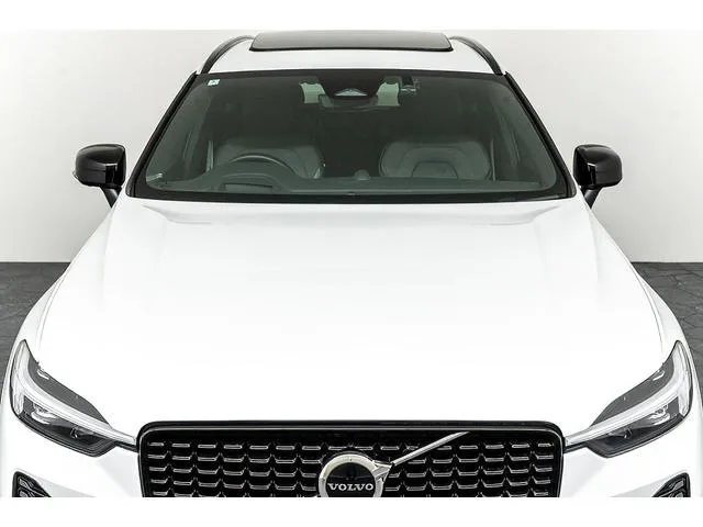 Volvo XC60 B6 AWD R-DESIGN 2022 — миниатюра 3