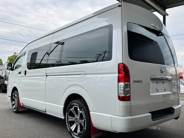 Toyota HIACE VAN SUPER LONG WIDE DX GL PACKAGE 2022 — миниатюра 4