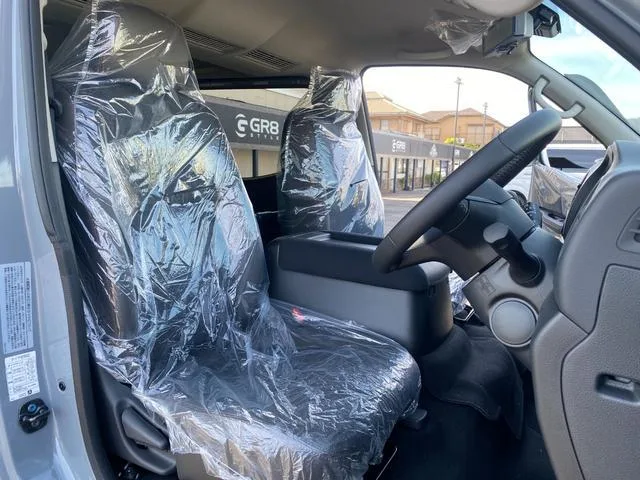 Nissan CARAVAN LONG GRAND PREMIUM GX 2026 — миниатюра 4