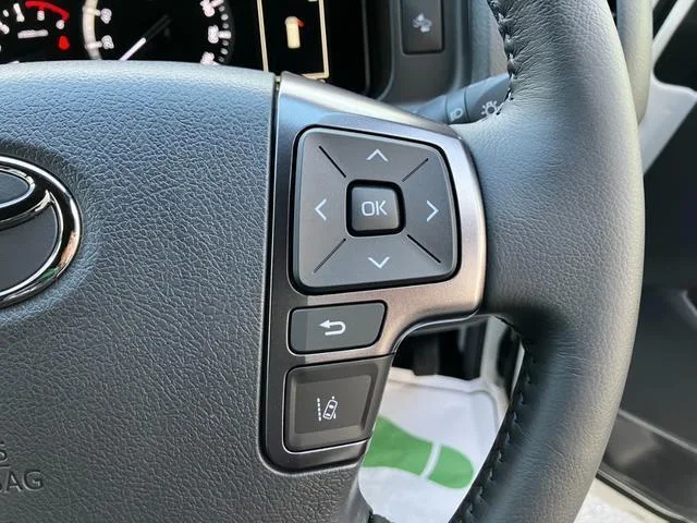Toyota HIACE VAN LONG SUPER GL DARK PRIME S 2025 — миниатюра 4