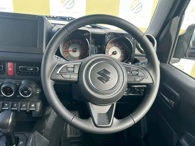 Suzuki JIMNY NOMADE FC 2025 — миниатюра 4