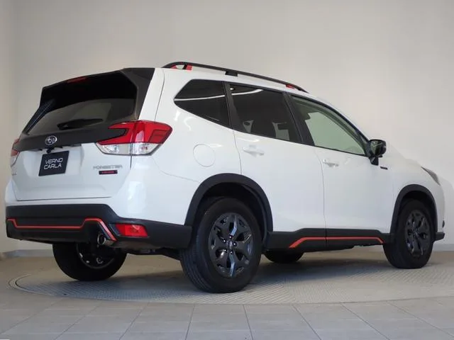 Subaru FORESTER X-BREAK 2024 — миниатюра 3