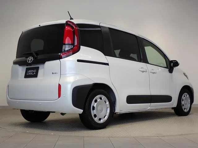 Toyota SIENTA HYBRID G 2024 — миниатюра 2
