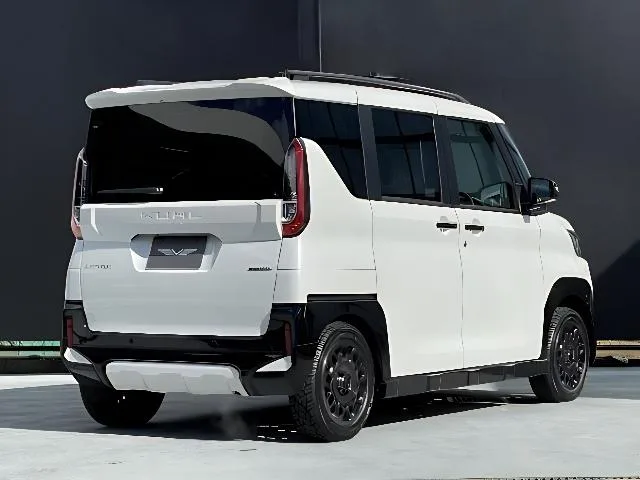 Mitsubishi DELICA MINI G PREMIUM 2023 — миниатюра 3