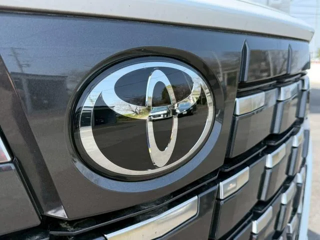 Toyota ALPHARD Z 2025 — миниатюра 4