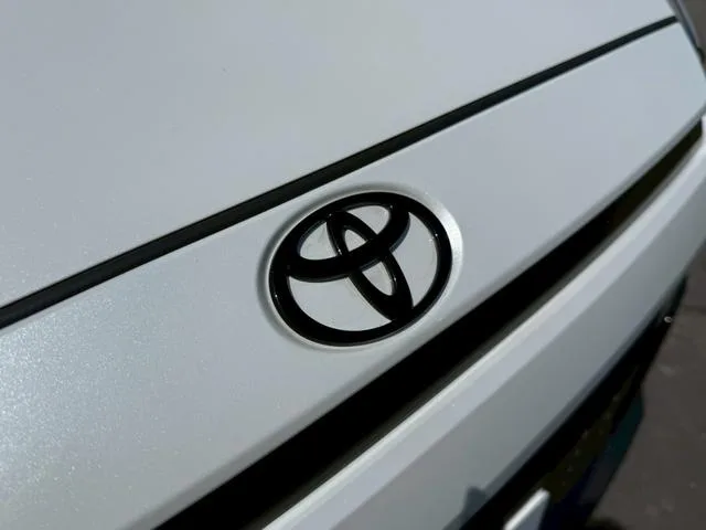 Toyota CorollaCross GR SPORT 2026 — миниатюра 3