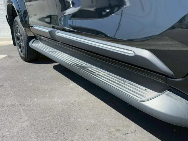 Toyota Hilux Z GR SPORT 2023 — миниатюра 4