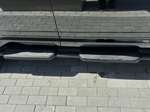 Land Rover Defender 2022 — миниатюра 3