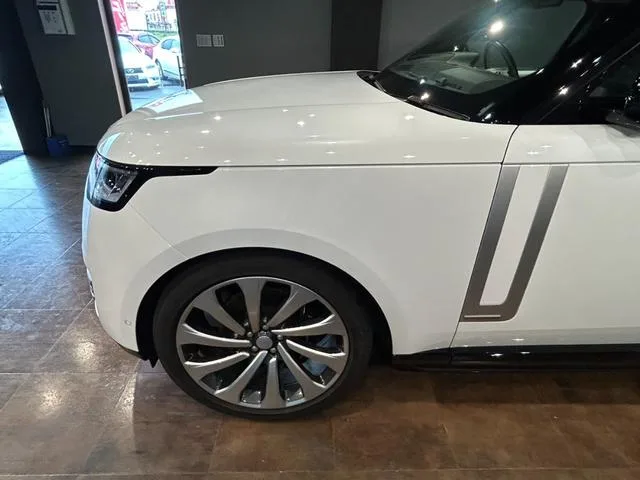 Land Rover RANGE ROVER AUTOBIOGRAPHY D300 STANDARD WHEELBASE 2022 — миниатюра 4