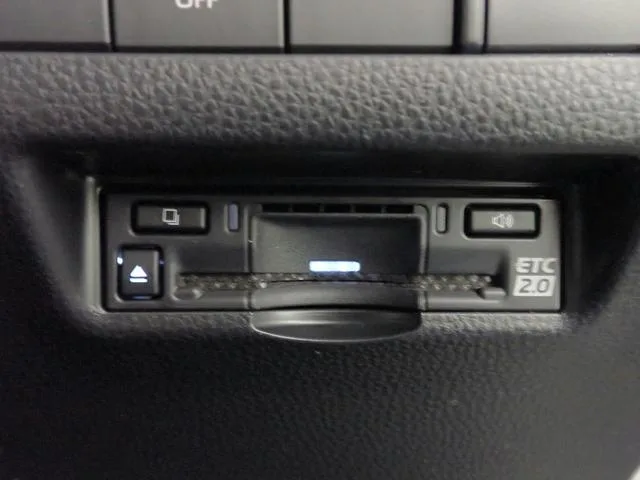 Toyota HARRIER PHEV Z 2023 — миниатюра 3