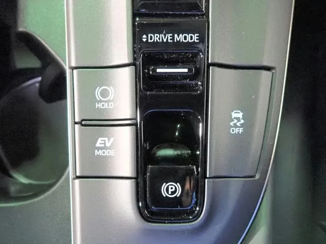 Toyota CROWN CROSSOVER G ADVANCED LEATHER PACKAGE 2023 — миниатюра 4