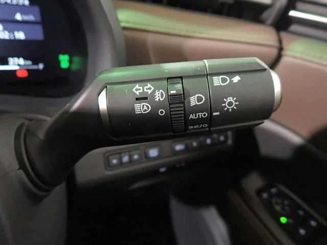 Lexus LBX ELEGANT 2025 — миниатюра 5