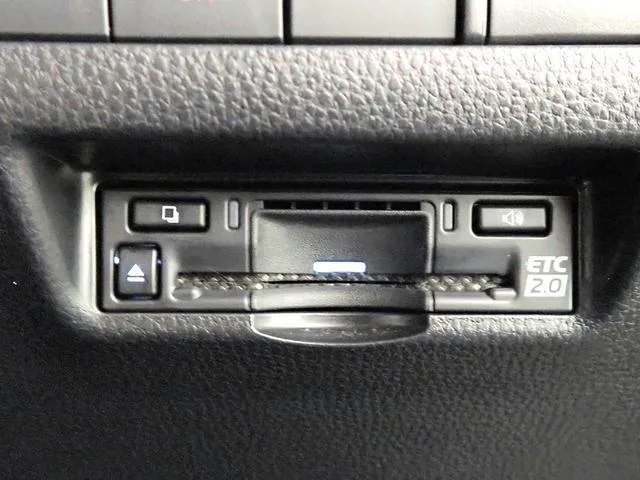 Toyota HARRIER Z LEATHER PACKAGE 2023 — миниатюра 5