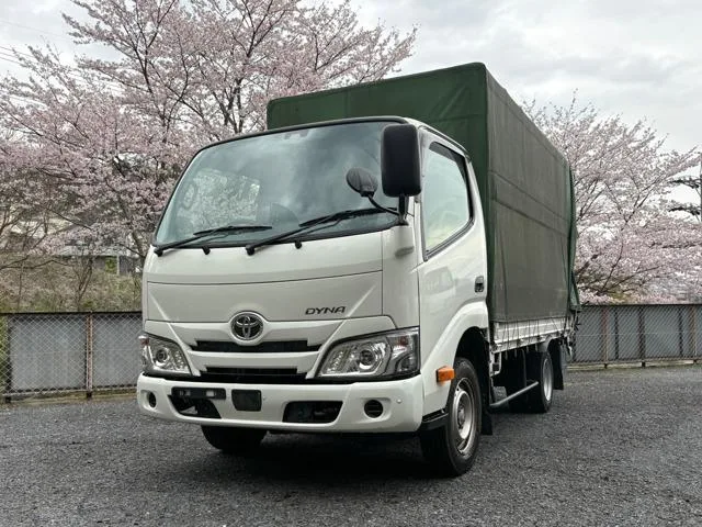 Toyota DYNA TRUCK 2023 — фото 1, купить с доставкой в Москву