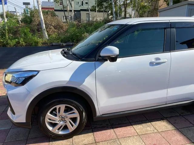 Daihatsu ROCKY X 2022 — миниатюра 4