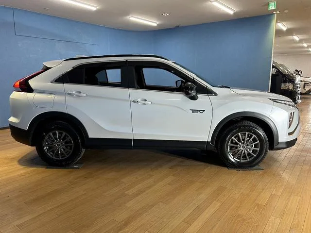Mitsubishi ECLIPSE CROSS PHEV BLACK EDITION 2024 — миниатюра 4