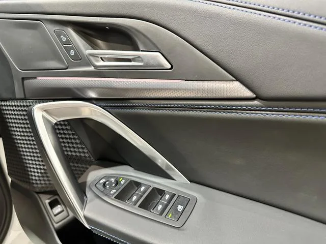BMW X1 X DRIVE 20D M SPORT 2025 — миниатюра 4