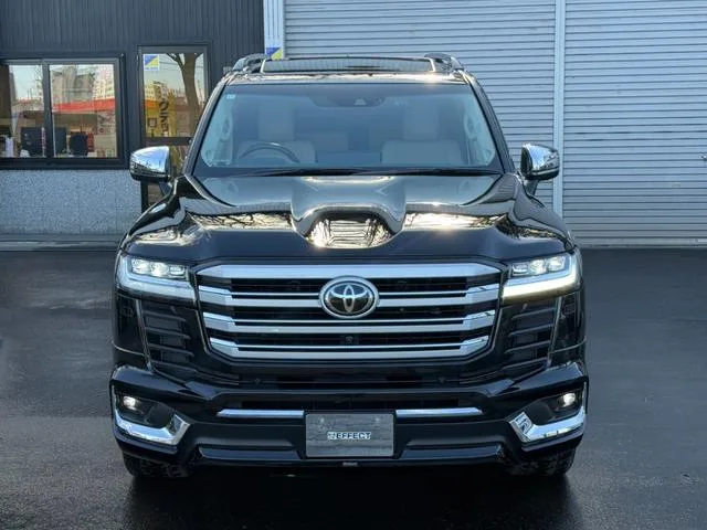 Toyota Land Cruiser ZX 2023 — миниатюра 2