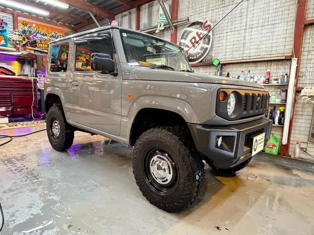 Suzuki Jimny XL 2022 — фото 1, купить с доставкой в Москву