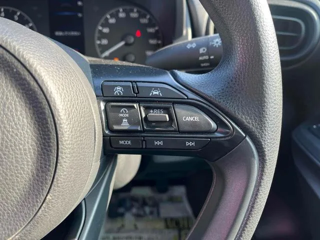 Toyota Yaris X 2024 — миниатюра 3