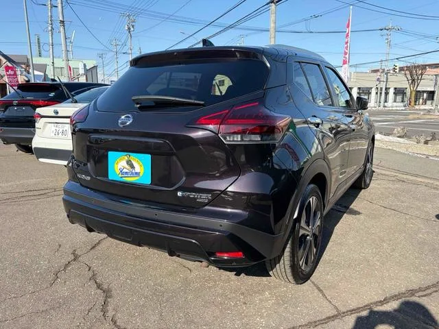 Nissan KICKS X FOUR 2024 — миниатюра 2