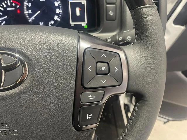 Toyota HIACE VAN 2025 — миниатюра 3